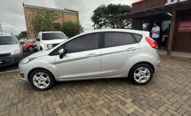 Ford Fiesta 1.6 16V Flex Aut. 5p 2016 Flex-1
