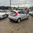 Ford Fiesta 1.6 16V Flex Aut. 5p 2016 Flex-2