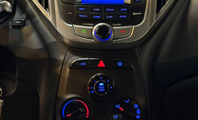 Hyundai HB20 Comf./C.Plus/C.Style 1.0 Flex 12V 2015 Flex-8
