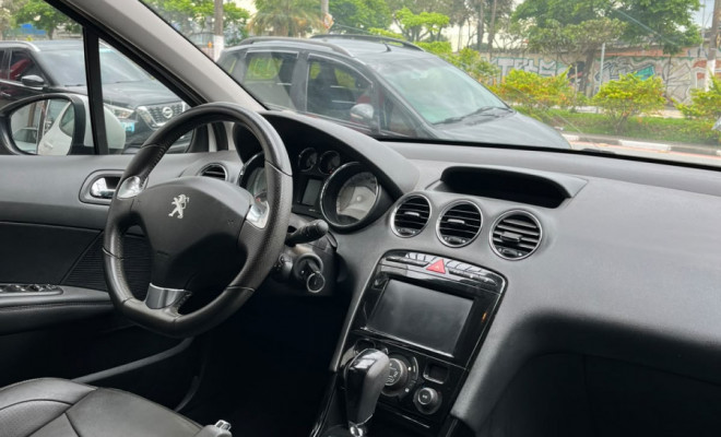 Peugeot 308 Griffe 1.6 Turbo Flex 16V 5p Aut. 2017 Flex-15