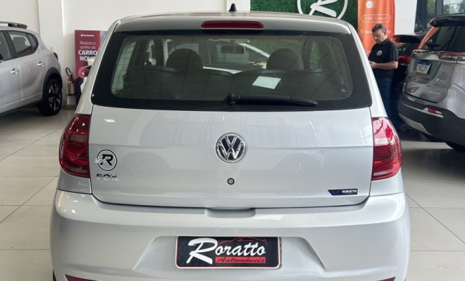 VW - VolksWagen Fox Plus 1.0Mi/ 1.0Mi Total Flex 8V 4p 2010 Flex-0