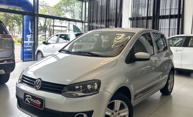 VW - VolksWagen Fox Plus 1.0Mi/ 1.0Mi Total Flex 8V 4p 2010 Flex