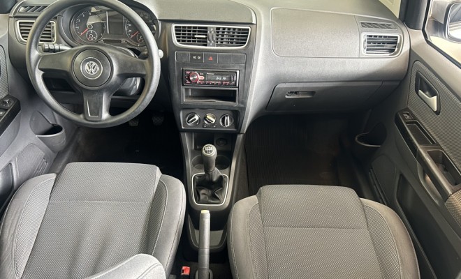 VW - VolksWagen Fox Plus 1.0Mi/ 1.0Mi Total Flex 8V 4p 2010 Flex-9