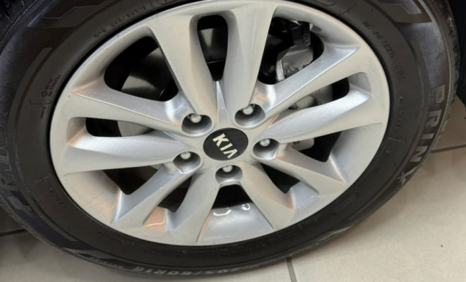 Kia Motors Cerato 1.6 16V  Flex  Aut. 2017-10