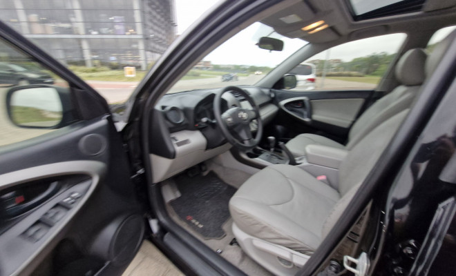 Toyota RAV4 2.4 4x4 16V 170cv Aut. 2010 Gasolina-9