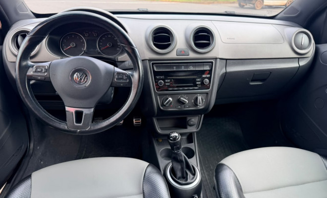 VW - VolksWagen Saveiro CROSS 1.6 T.Flex 16V CD 2015 Flex-0