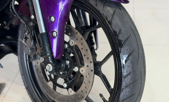 YAMAHA YZF R-3 321/ABS 2024 Gasolina-12