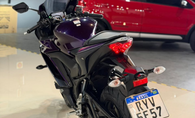 YAMAHA YZF R-3 321/ABS 2024 Gasolina-5