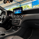 Mercedes-Benz A 200 Turbo 2014 Gasolina-10