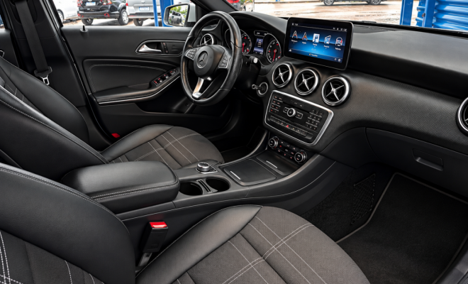 Mercedes-Benz A 200 Turbo 2014 Gasolina-8