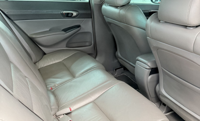 Honda Civic Sedan LXS 1.8/1.8 Flex 16V Mec. 4p 2009 Flex-8
