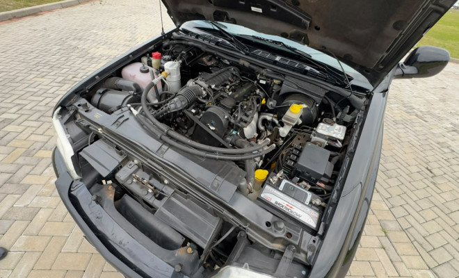GM - Chevrolet S10 P-Up Advantage 2.4 MPFI F.Power CS 2011 Flex-20