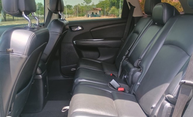 Fiat FREEMONT EMOT./PRECISION 2.4 16V 5p Aut. 2012 Gasolina-5