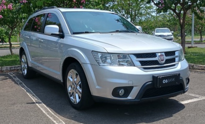 Fiat FREEMONT EMOT./PRECISION 2.4 16V 5p Aut. 2012 Gasolina-1