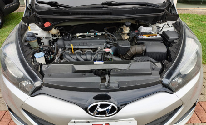 Hyundai HB20 C./C.Plus/C.Style 1.6 Flex 16V Mec. 2014 Flex-0