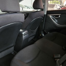 Hyundai Elantra GLS 1.8 16V Aut. 2013 Gasolina-8