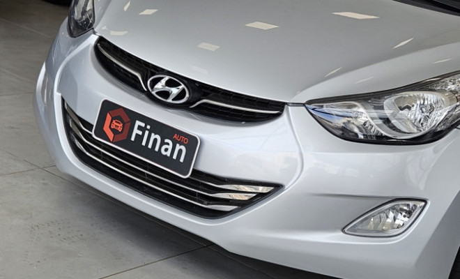 Hyundai Elantra GLS 1.8 16V Aut. 2013 Gasolina-1