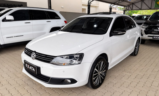 JETTA HIGHLINE 2.0 TSI AUT.-1
