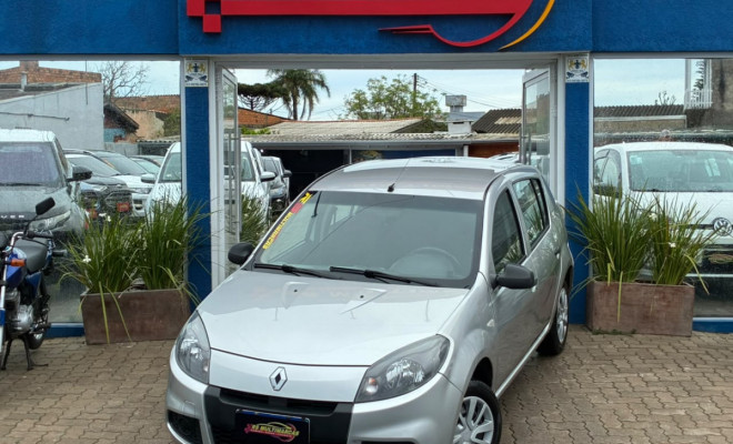 Renault SANDERO Authentique Hi-Flex 1.0 16V 5p 2014 Flex