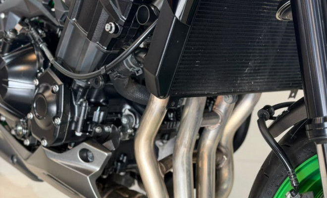 KAWASAKI Z 900 2023 Gasolina-12