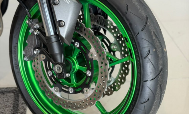 KAWASAKI Z 900 2023 Gasolina-11