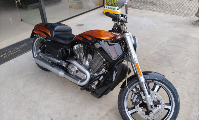 HARLEY-DAVIDSON V-ROD 1250cc MUSCLE VRSCF 2014 Gasolina-0