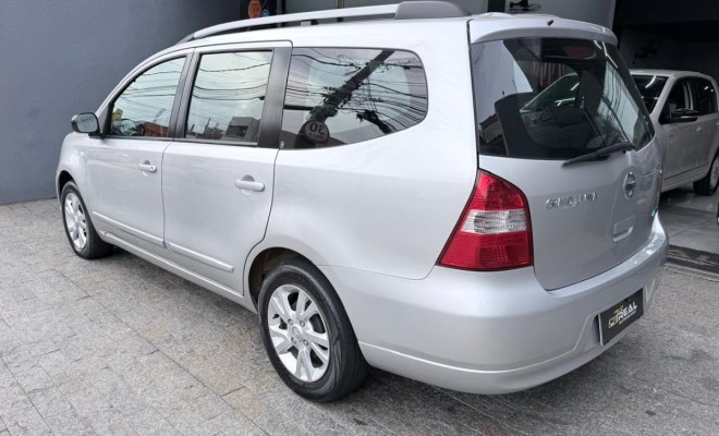 Nissan LIVINA GRAND S 1.8 16V Flex Fuel Mec. 2013 Flex-3