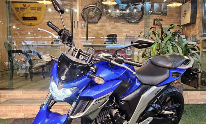 YAMAHA FZ25 250 FAZER CAPITÃ MARVEL FLEX 2021 Flex-3