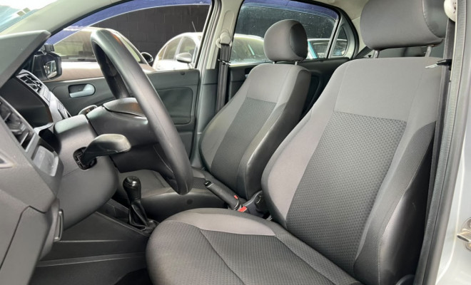 VW - VolksWagen VOYAGE 1.6 MSI Flex 8V 4p 2019 Flex-6