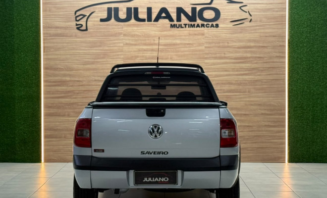 VW - VolksWagen Saveiro Highline 1.6 T. Flex 8V CD 2015-12