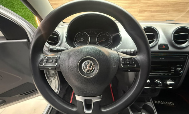 VW - VolksWagen Saveiro Highline 1.6 T. Flex 8V CD 2015-5