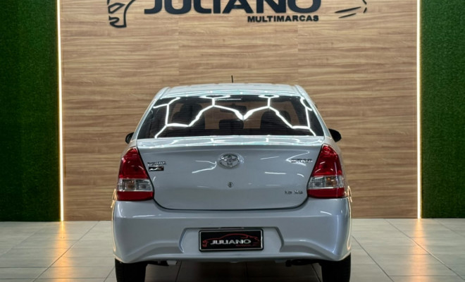 Toyota ETIOS XS Sedan 1.5 Flex Aut. 2018-4
