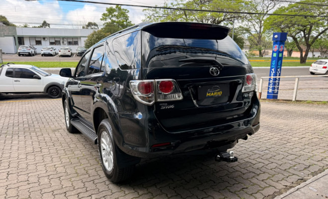 Toyota Hilux SW4 SR 4x2 2.7/ 2.7 Flex 16V Aut. 2015 Flex-3