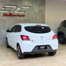 GM - Chevrolet ONIX HATCH LT 1.4 8V FlexPower 5p Mec. 2017 Flex-1