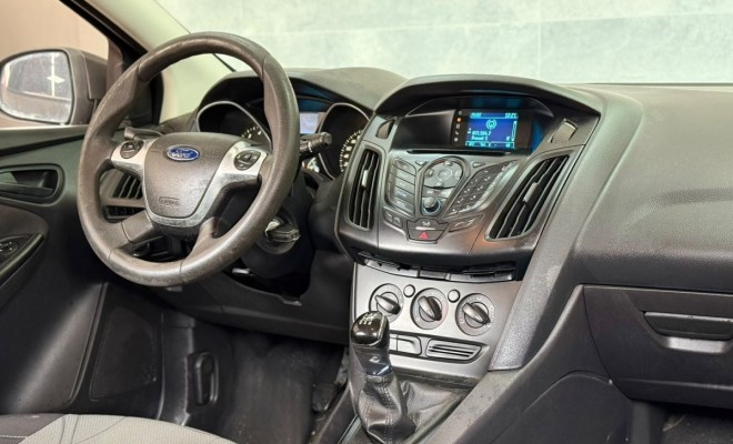 Ford Focus 1.6 S/SE/SE Plus Flex 8V/16V  5p 2015 Flex-1