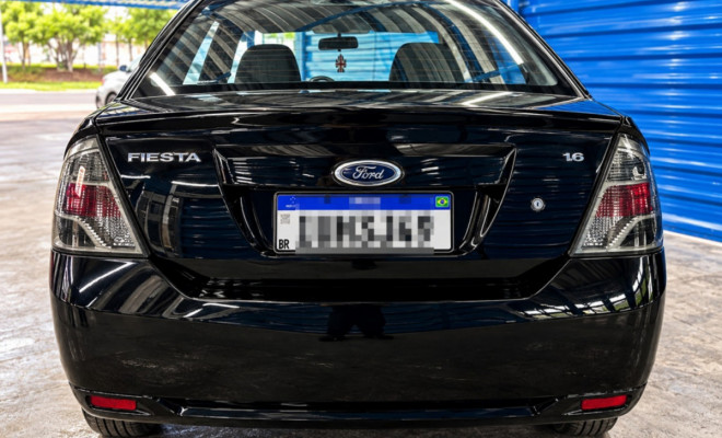 Ford Fiesta Sed. 1.6 8V Flex 4p 2013 Flex-2