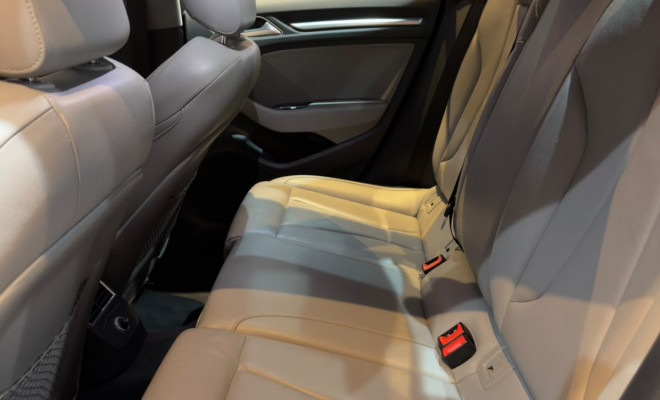 Audi A3 Sedan Performance 2.0 TFSI S-tronic 2019 Gasolina-9