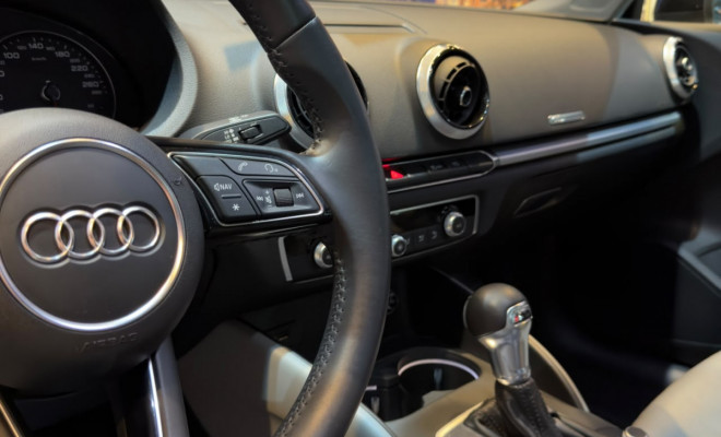 Audi A3 Sedan Performance 2.0 TFSI S-tronic 2019 Gasolina-16