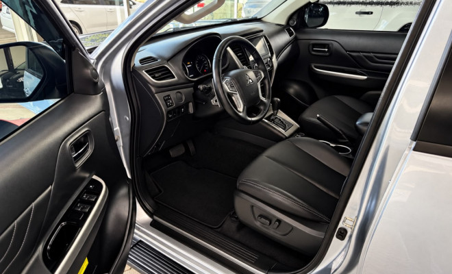 L200 TRITON SPORT HPE 2.4 CD Diesel Aut.-1