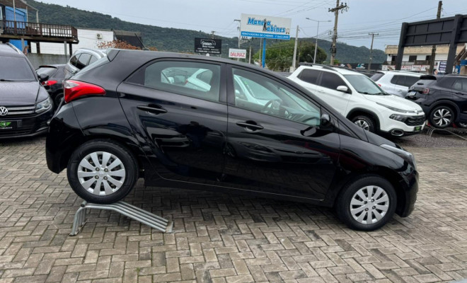 Hyundai HB20 C./C.Plus/C.Style 1.6 Flex 16V Mec. 2013 Flex-16