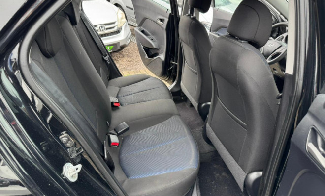 Hyundai HB20 C./C.Plus/C.Style 1.6 Flex 16V Mec. 2013 Flex-8
