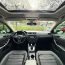 VW - VolksWagen JETTA Highline 2.0 TSI 16V 4p Tiptronic 2013 Gasolina-5