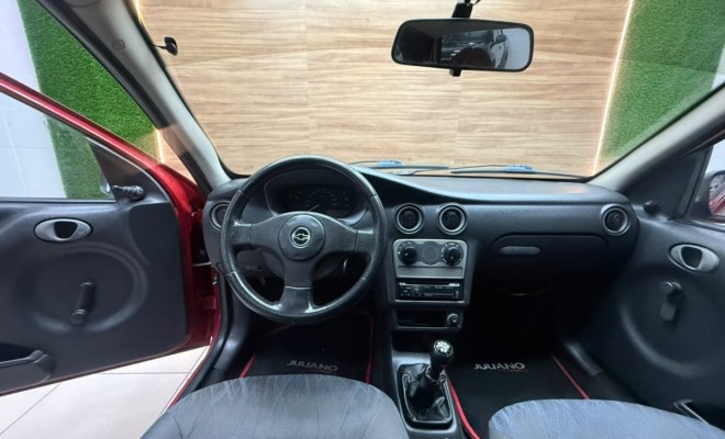 GM - Chevrolet Celta Life 1.0 MPFI VHC 8V 3p 2005 Flex-4