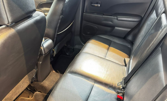 Mitsubishi ASX 2.0 16V 4x4 160cv Aut. 2015 Gasolina-13