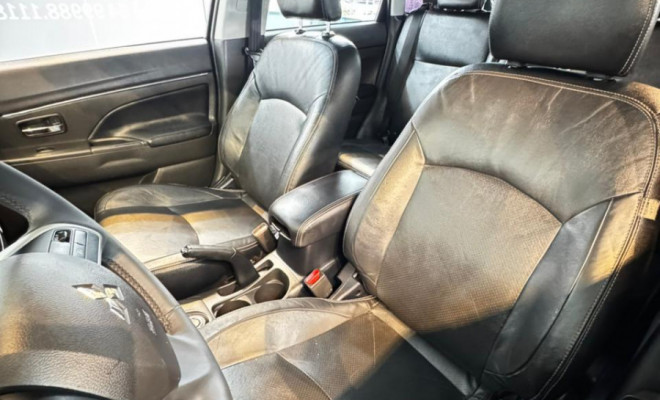 Mitsubishi ASX 2.0 16V 4x4 160cv Aut. 2015 Gasolina-18