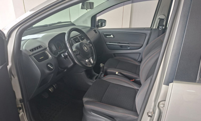 VW - VolksWagen CROSSFOX 1.6 Mi Total Flex 8V 5p 2014 Flex-8