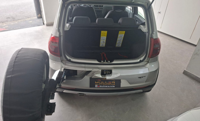 VW - VolksWagen CROSSFOX 1.6 Mi Total Flex 8V 5p 2014 Flex-12