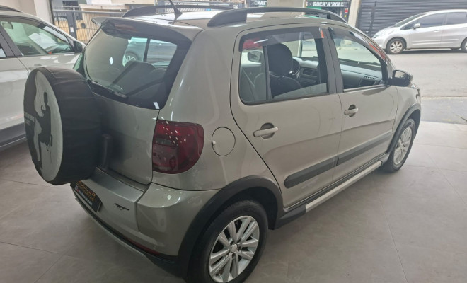 VW - VolksWagen CROSSFOX 1.6 Mi Total Flex 8V 5p 2014 Flex-4