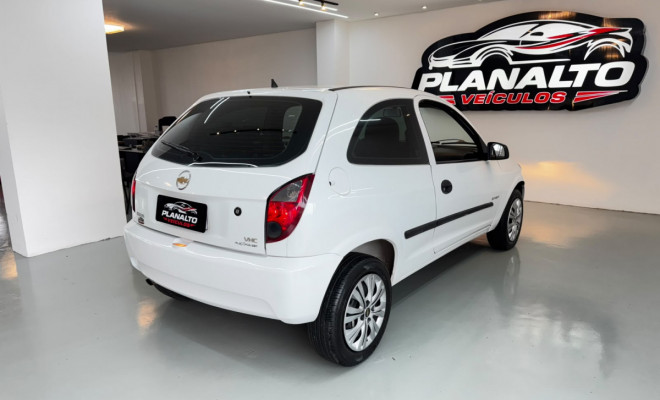 GM - Chevrolet Celta Spirit 1.4 MPFI 8V 85cv 3p 2007 Gasolina-3
