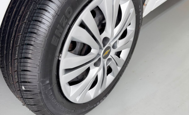 GM - Chevrolet Celta Spirit 1.4 MPFI 8V 85cv 3p 2007 Gasolina-12